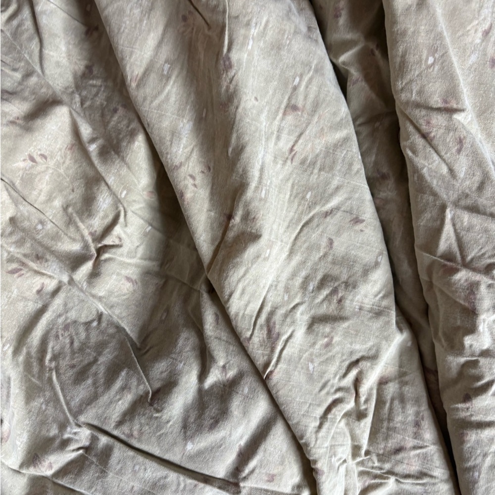 Elegant tan full size top sheet Joseph Abboud 100% cotton